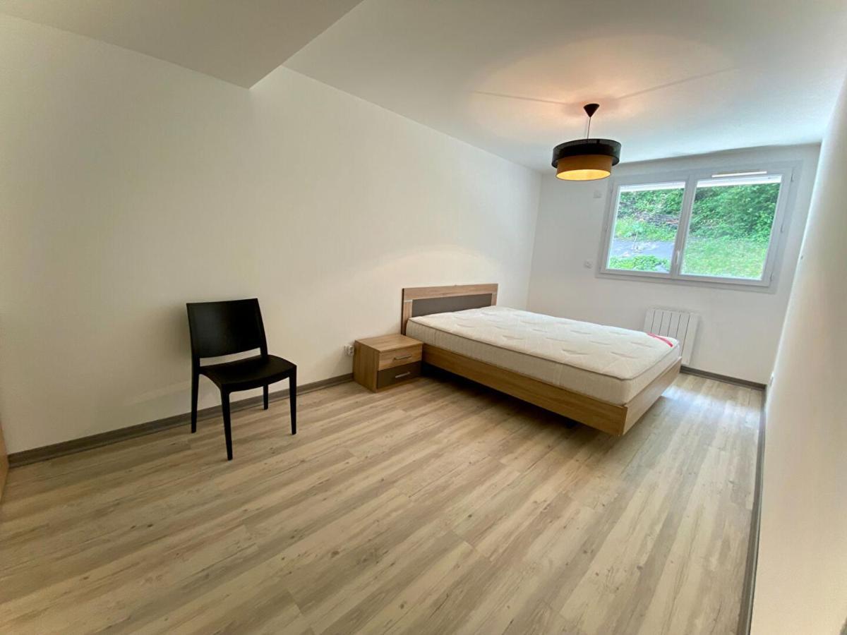 Maison Familiale Vue Lac Avec Jardin - A 10Mn Du Lac Et Stations De Ski Apartment Publier Екстериор снимка